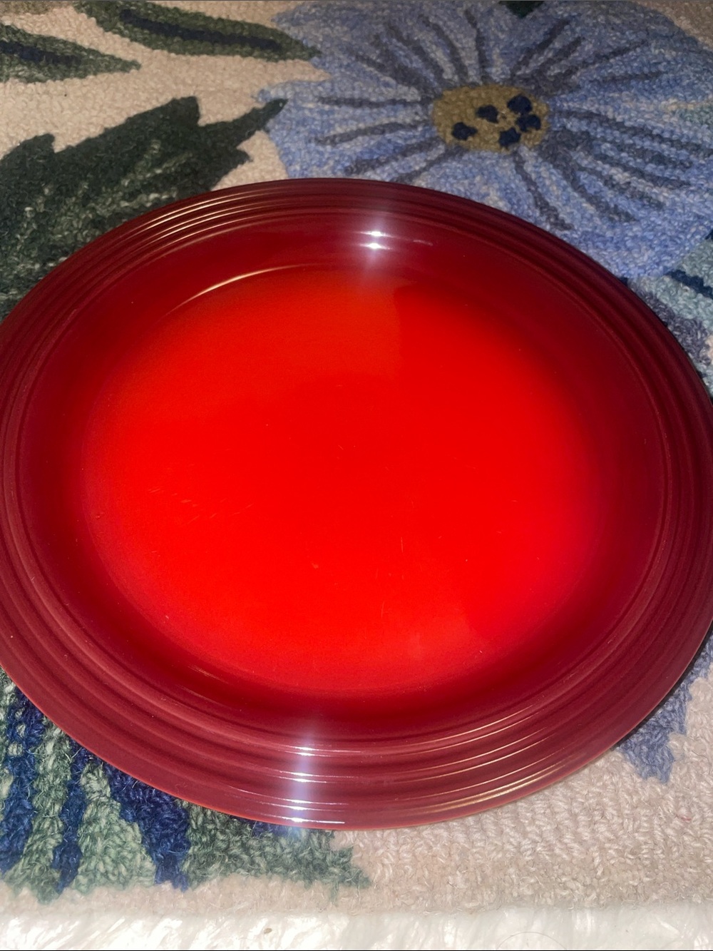 BNWT Le Creuset Red Cerise Glazed Dinner Plate with 3 embossed rim, size 27 cm